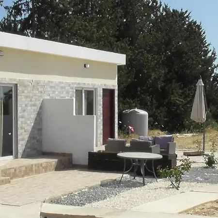 Bella Rosa Cyprus לינה וארוחת בוקר