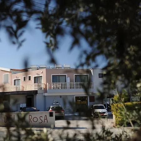 לינה וארוחת בוקר Bella Rosa Cyprus 3*