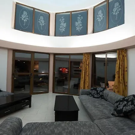 Bella Rosa Cyprus Bed & Breakfast 3*