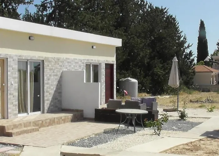 Bella Rosa Cyprus Bed & Breakfast