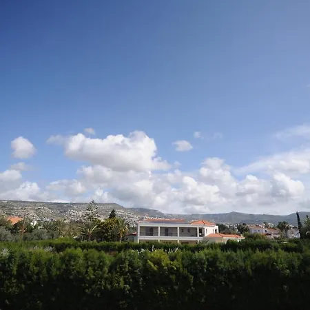 Bella Rosa Cyprus 3* コーラル・ベイ