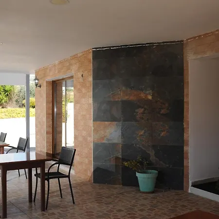 فندق مبيت وإفطار Bella Rosa Cyprus 3*