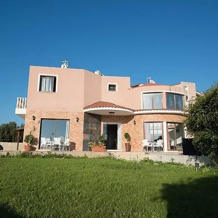 Bella Rosa Cyprus 珊瑚湾