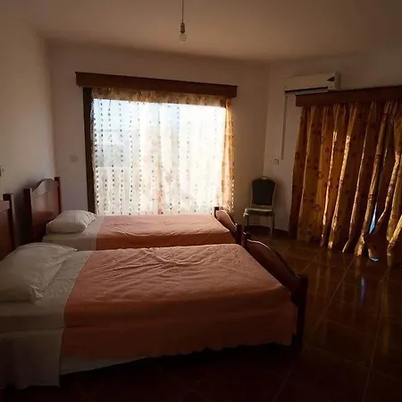 Bed & Breakfast Bella Rosa Cyprus 3*