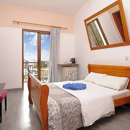 Bella Rosa Cyprus 3*