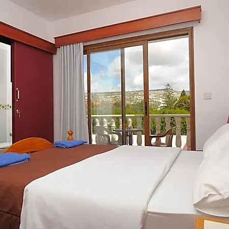 Bella Rosa Cyprus Bed & Breakfast 3*