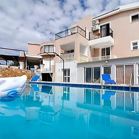 Bella Rosa Cyprus 3* Korall-öböl
