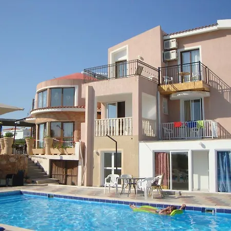 Bella Rosa Cyprus Frühstückspension Coral Bay