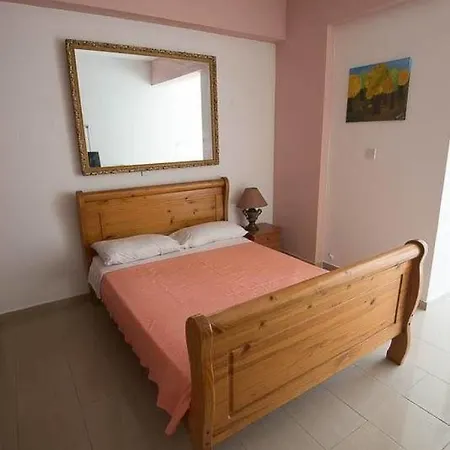 Bed & Breakfast Bella Rosa Cyprus Coral Bay