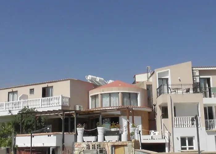 فندق مبيت وإفطار Bella Rosa Cyprus 3*