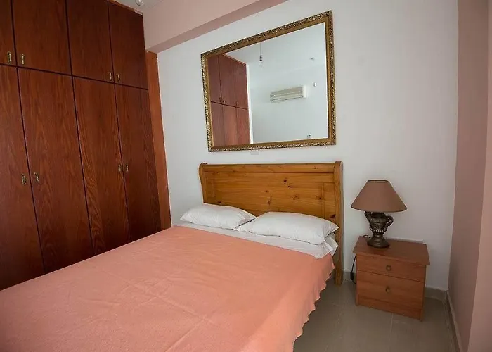 Bella Rosa Cyprus فندق مبيت وإفطار كورال باي